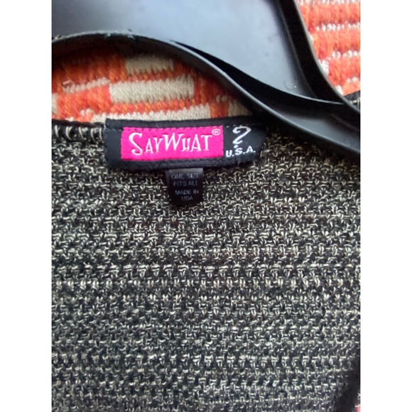 Aztec style Coverup - Picture 2 of 3